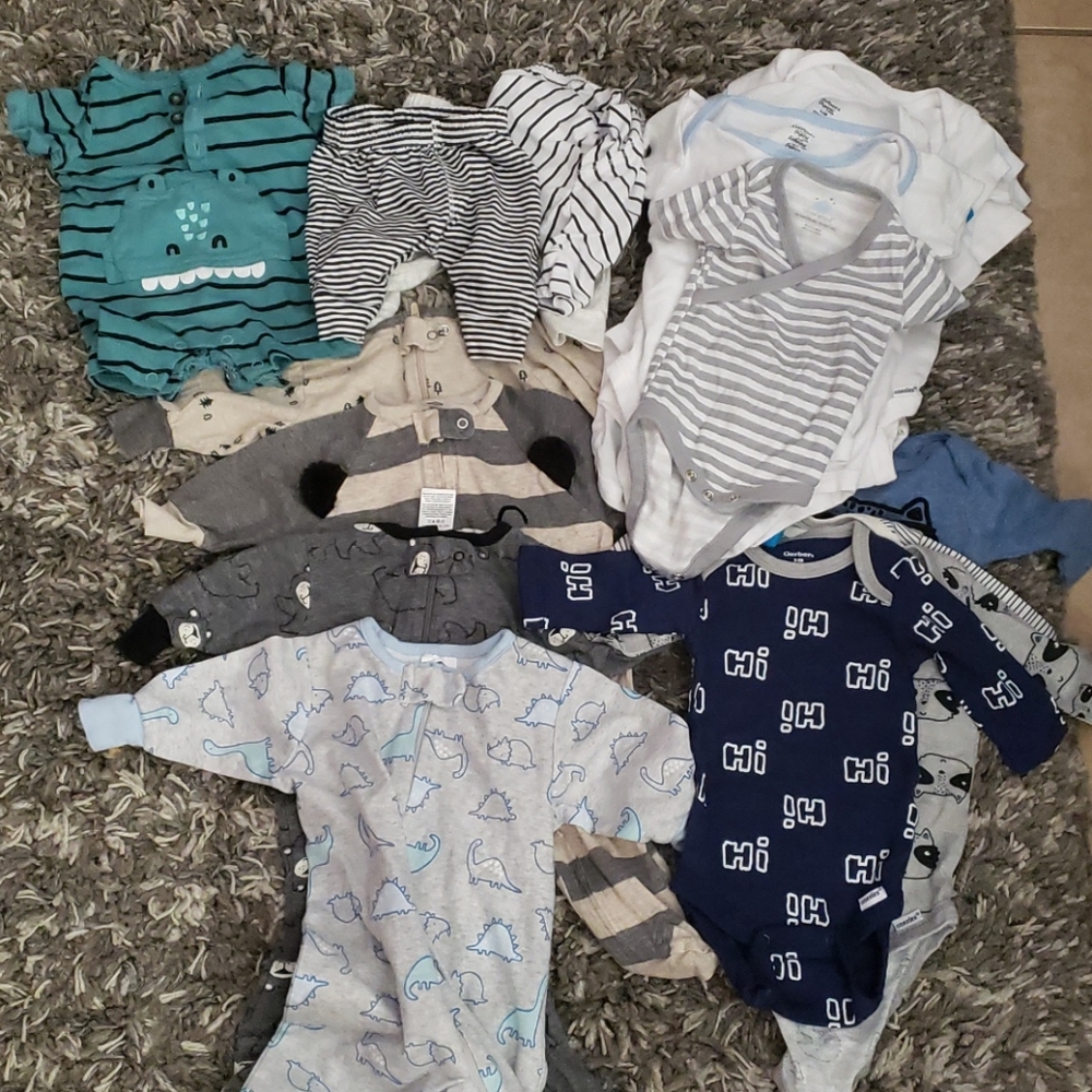 Newborn,0-3 baby boys clothing lot 27 pieces
